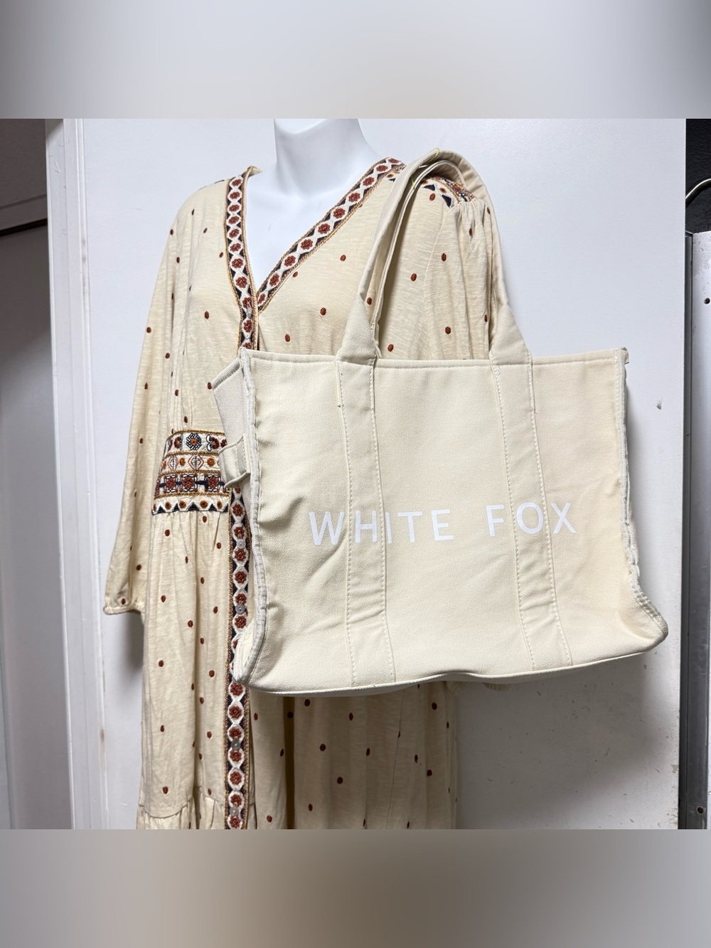 White Fox Boutique Cream Canvas Logo Tote - Picture 2 of 10